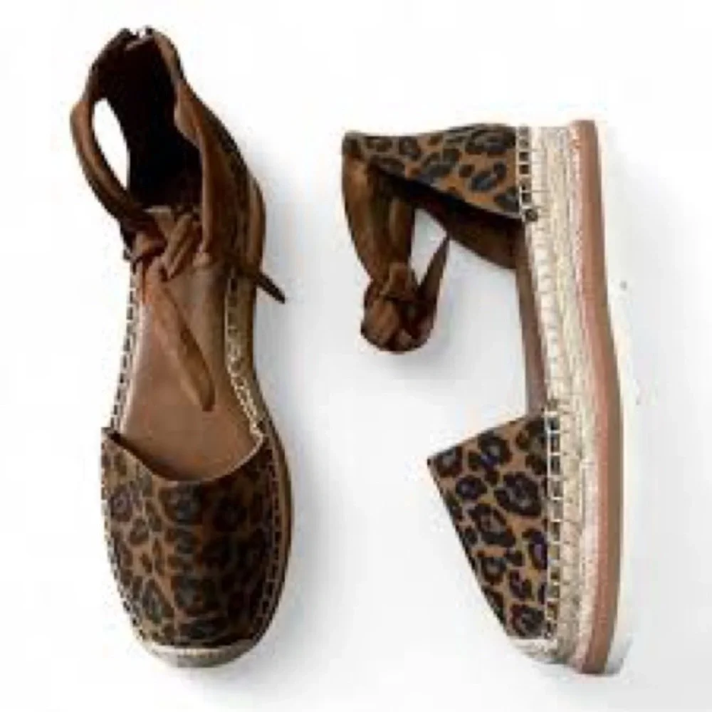 Vince‎ Camuto  Binadee Ankle Tie, Leopard Print Espadrille Wedges- Size 8